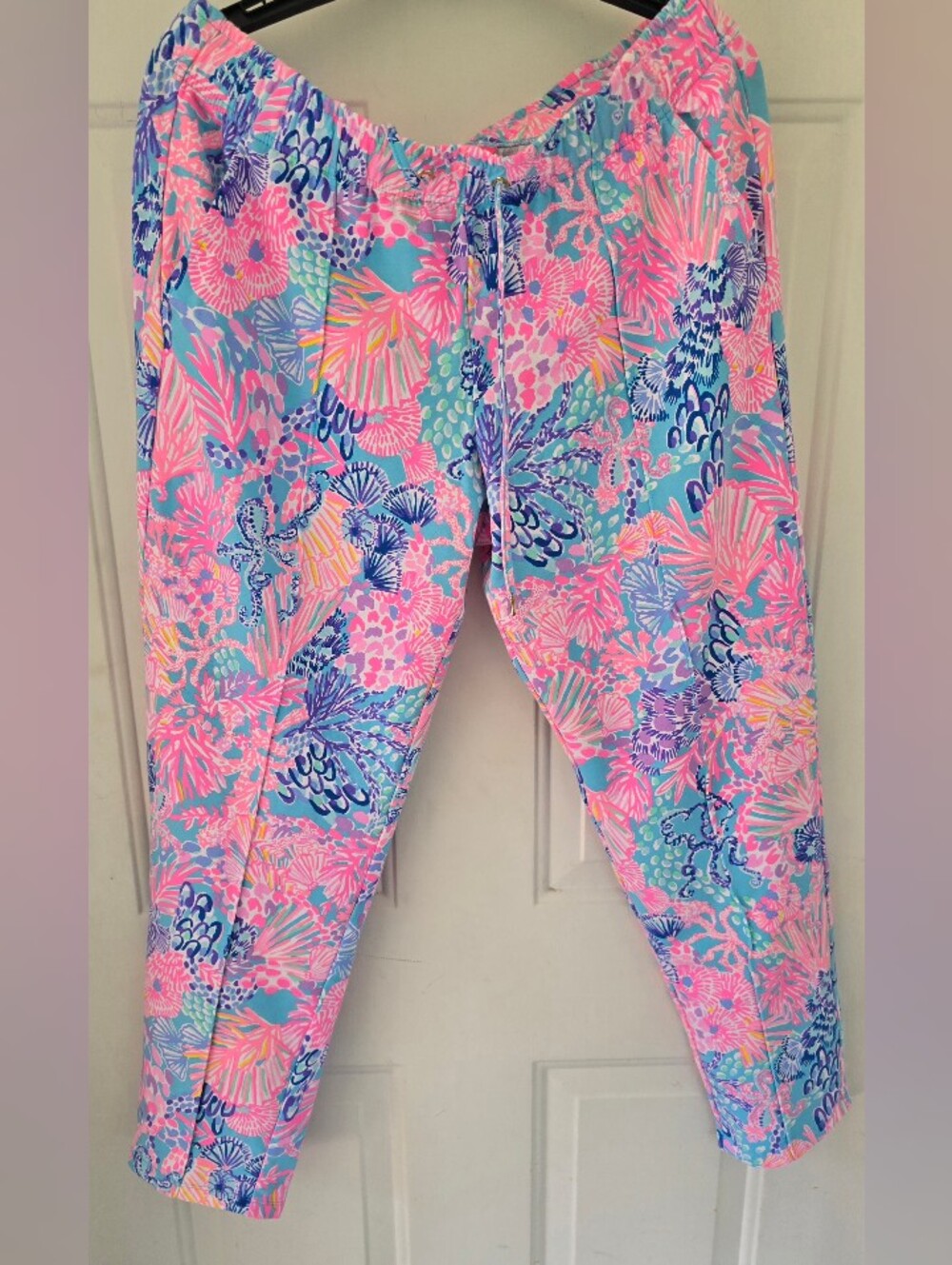 Lilly Pulitzer Pink Floral Print  Emora Knit Pants LIKE NEW Large